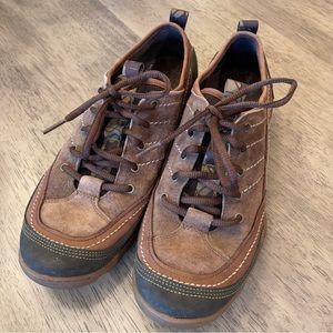 Women’s Merrell Hiking Shoe Mimosa Lace cocoa Size 9.5